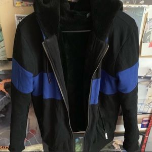 A Nice blue velvet jacket/Coat😊